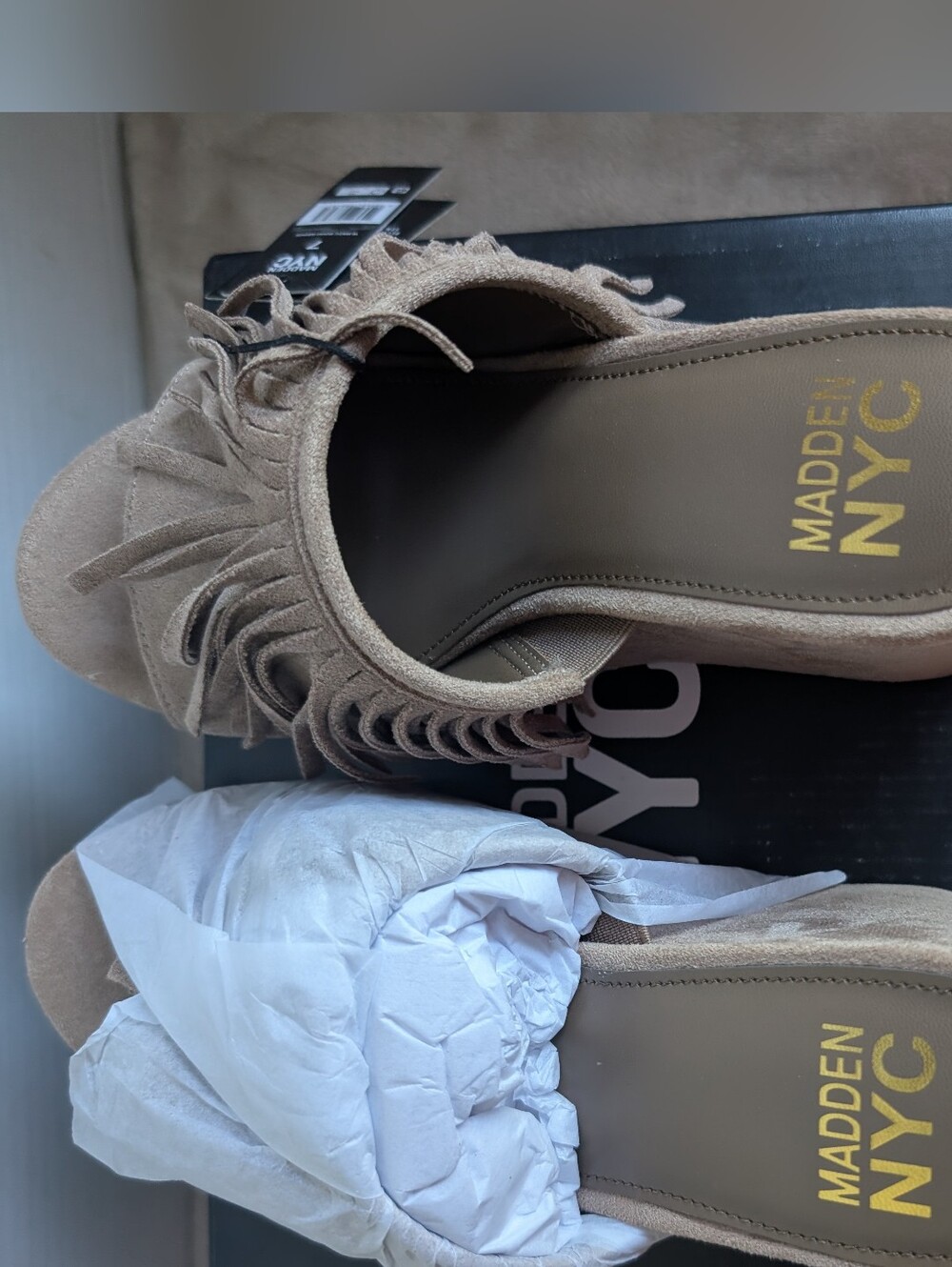 Madden NYC Taupe Fringe Slide Sandals Size 7 NIB - Picture 6 of 9